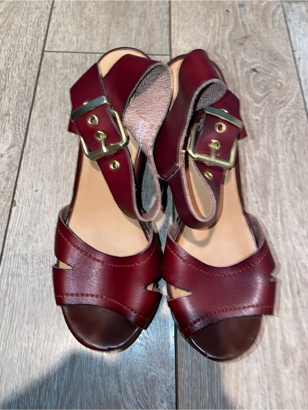 Steve Madden Wynola Burgundy Leather Platform Wedge Sandals Sz 6M